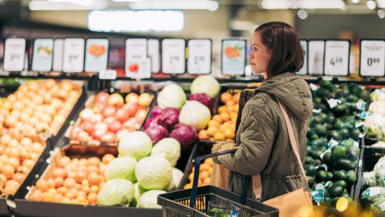 Shopping fruits and vegetables